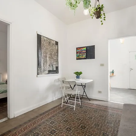 Fiorelli 17 - Pensión Palermo